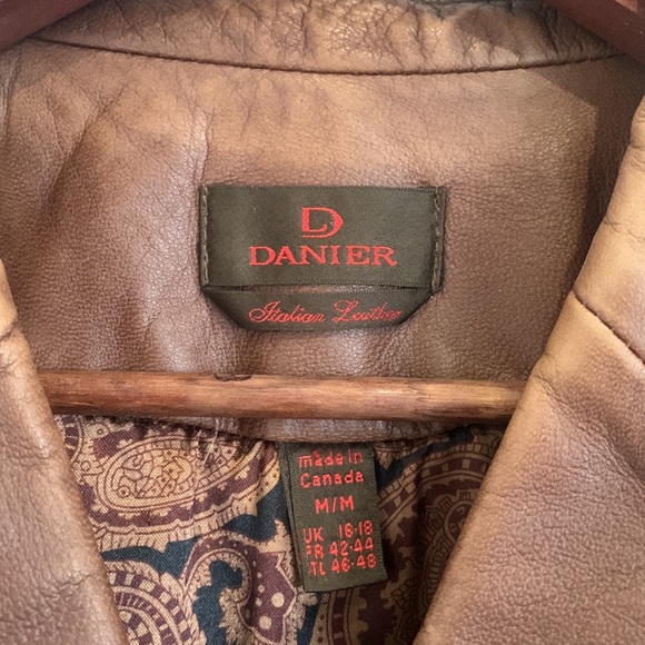 DANIER Leather trench coat MADE IN CANADA - Picture 6 of 12